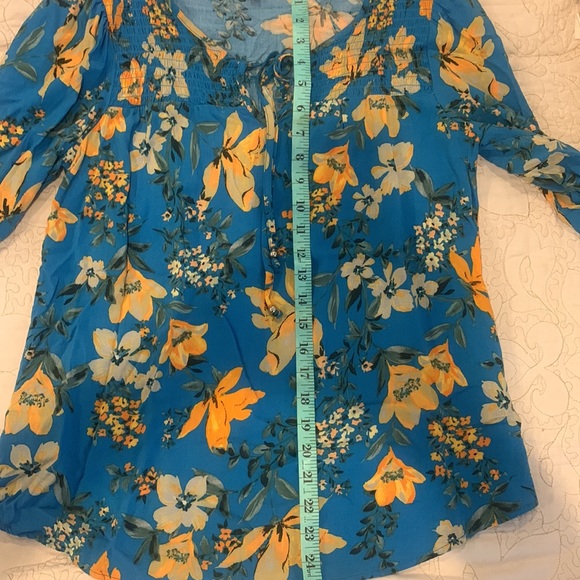 Floral Blouse - Picture 6 of 6
